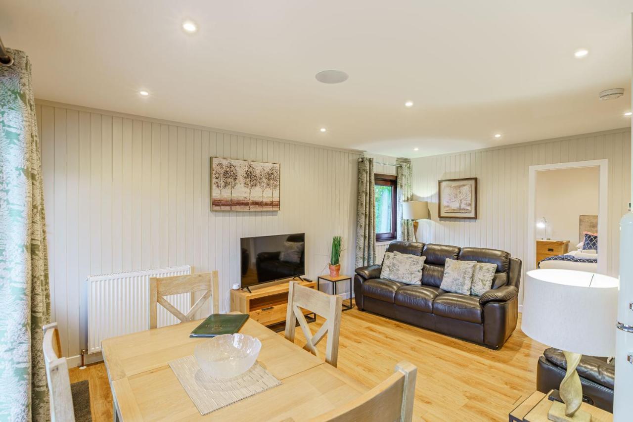 Birch Lodge 13 With Hot Tub Newton Stewart Extérieur photo