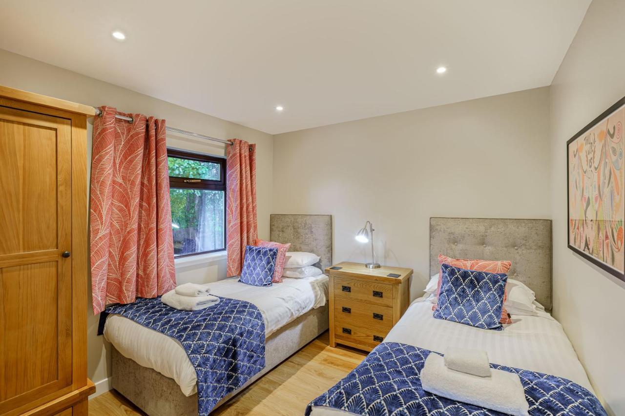 Birch Lodge 13 With Hot Tub Newton Stewart Extérieur photo